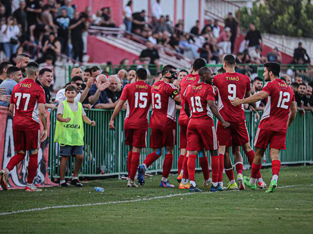 אדרי עם השני (נזיה סולטאן)